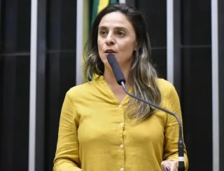 Projeto quer suspender salário de militares da ditadura