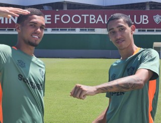 Estrelas na base, Isaque e Riquelme miram "novo início" no profissional do Fluminense: "Tudo do zero"