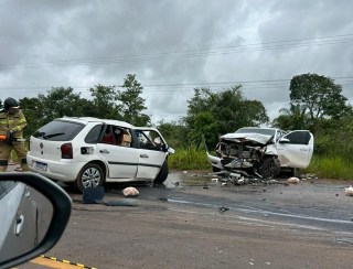 Três pessoas morrem e quatro ficam feridas após acidente na RO-010 em Rolim de Moura, RO