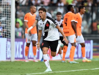 Amazonense marca primeiro gol no profissional do Vasco