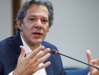 Haddad desmente fake news sobre taxa para veículos com mais de 20 anos