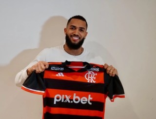 Flamengo anuncia a contratação de Juninho