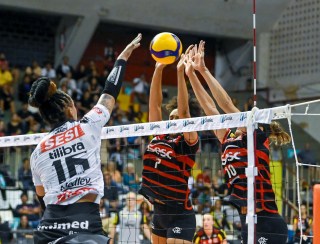 Sesi-Bauru e Sesc-Flamengo duelam pelas quartas de final da Copa Brasil de Vôlei