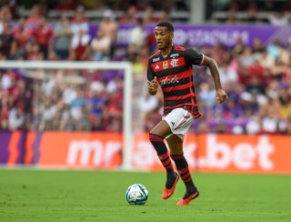 Cleiton vai para os Estados Unidos e se junta ao elenco do Flamengo na pré-temporada