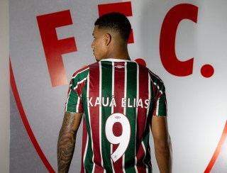 Kauã Elias assume a camisa 9 do Fluminense