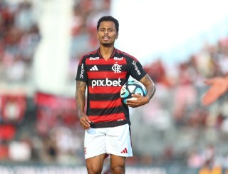 Allan aproveita primeiras chances e alimenta esperança por ano melhor no Flamengo