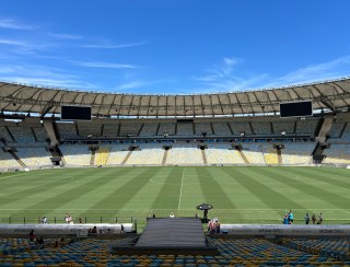 Após críticas, empresa promete melhorias no gramado do Maracanã para Flamengo x Vasco