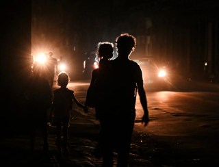 Buenos Aires enfrenta 'caos climático' com apagões no calor e 6 mortos após chuvas