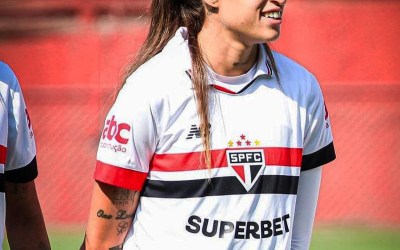 Corinthians anuncia ex-atacante do São Paulo e mais reforços para o feminino