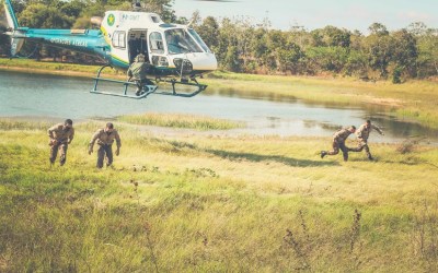 MT envia helicóptero e equipe para apoiar operação contra ataques de facção em RO