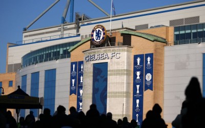 Chelsea busca acordo com a Premier League para pagar dívidas da "Era Abramovich"