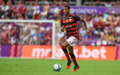 Cleiton vai para os Estados Unidos e se junta ao elenco do Flamengo na pré-temporada