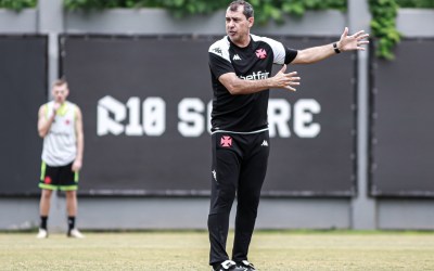 Carille anuncia volta do time principal no Carioca e convoca torcida do Vasco em Manaus