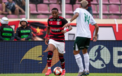 Flamengo recusa nova investida e fixa preço para vender Lorran ao CSKA