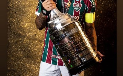 Fluminense e jogadores prestam homenagens a Felipe Melo após anúncio de aposentadoria