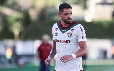 Renato Augusto, do Fluminense, vai passar por cirurgia para corrigir luxação no ombro