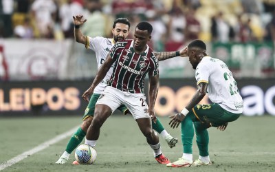 Fluminense vive expectativa por Arias com fim de janelas europeias se aproximando