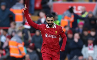 Técnico diz que "todos querem" Salah, mas confia em sequência no Liverpool: "Fará a escolha certa"