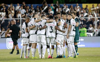 Carioca e Copa do Brasil: Vasco tem sequência decisiva em duas frentes com clássicos e mata-mata