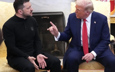 Trump levanta a voz e bate boca com Zelensky na Casa Branca