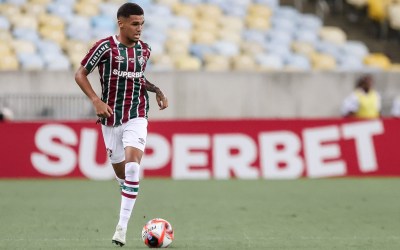 Com Riquelme na fila, Fluminense blinda "geração 07" com renovações aos 18 anos