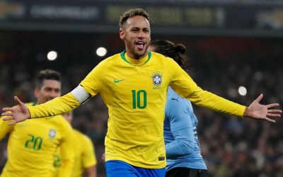 Após 505 dias, Neymar volta à seleção com missão de aplacar crise em campo